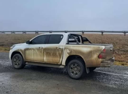 Toyota Hilux en ruta